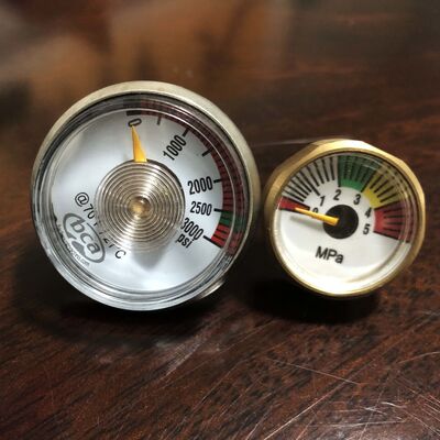 Đồng hồ đo áp suất & đồng hồ đo khí công nghiệp với hiệu chuẩn theo khí cụ thể cho hiệu suất an toàn và chống rò rỉ quan trọng